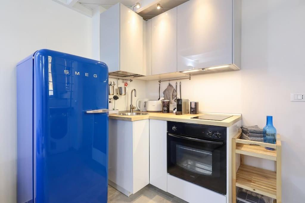 Cozy Loft Navigli, Close To Duomo And Bocconi - Italy Flat Vacation ミラノ エクステリア 写真