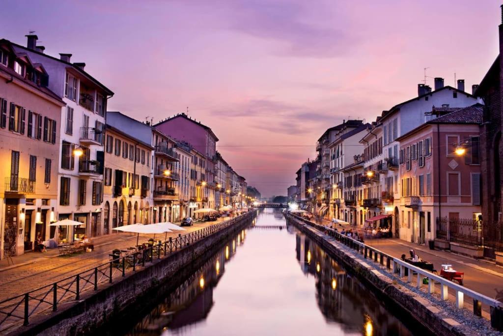 Cozy Loft Navigli, Close To Duomo And Bocconi - Italy Flat Vacation ミラノ エクステリア 写真