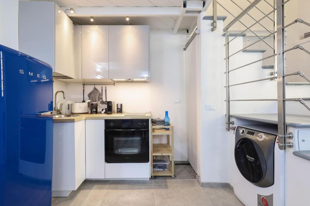 Cozy Loft Navigli, Close To Duomo And Bocconi - Italy Flat Vacation ミラノ エクステリア 写真