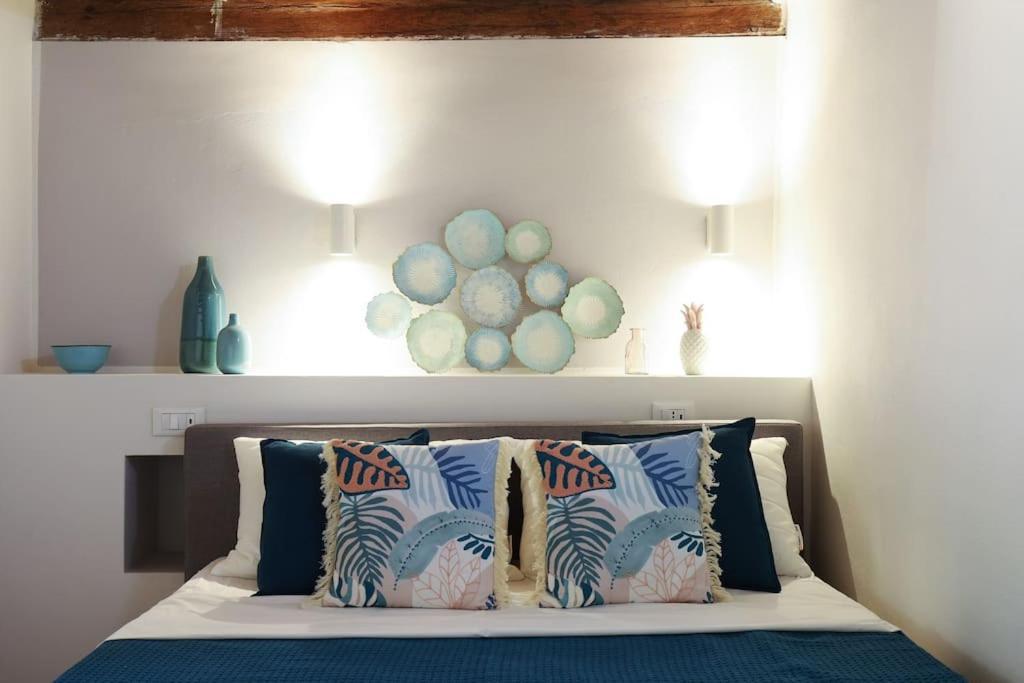 Cozy Loft Navigli, Close To Duomo And Bocconi - Italy Flat Vacation ミラノ エクステリア 写真